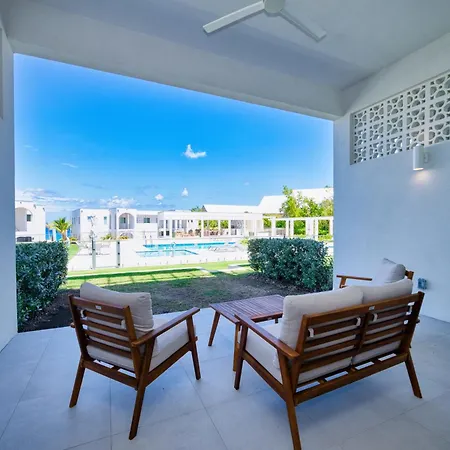 Sunset Point: Chic Meets Luxury